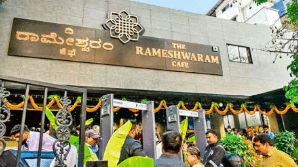 रारामेश्वरम कैफे बैंगलोर: स्वाद और संस्कृति का अद्भुत संगम सबसे लोकप्रिय भोजनालयों में से एक