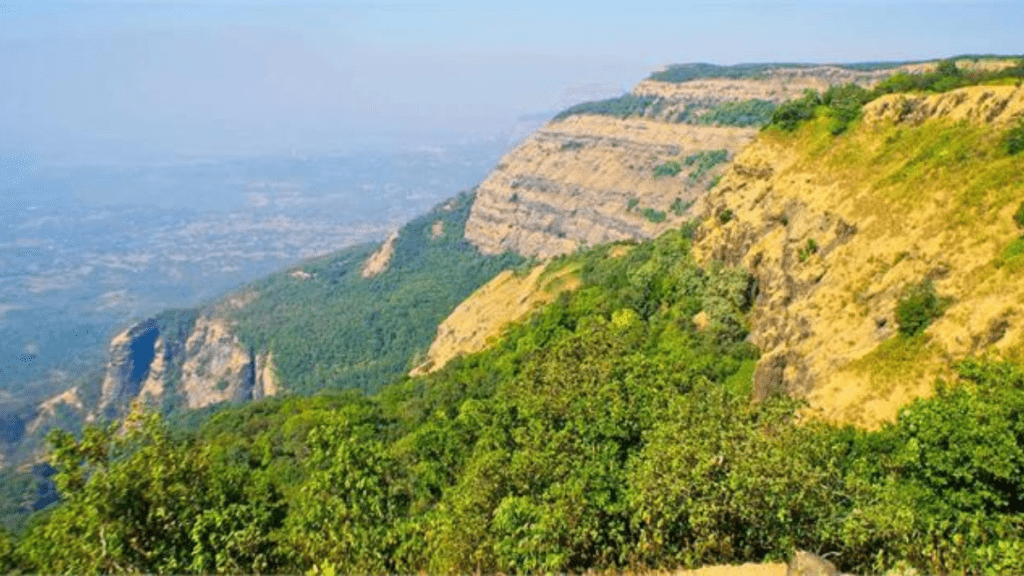 भीमाशंकर मंदिर: एक अद्भुत धार्मिक स्थल ज्योतिर्लिंग प्रकृति के निवास के बीच एक आध्यात्मिक विश्राम!