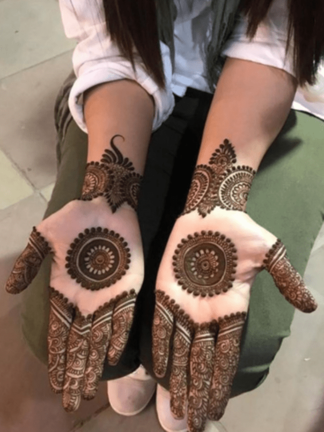 Front Hand Simple Mehndi Design: सिंपल फ्रंट हैंड मेहंदी डिज़ाइन: खूबसूरती और सरलता का संगम