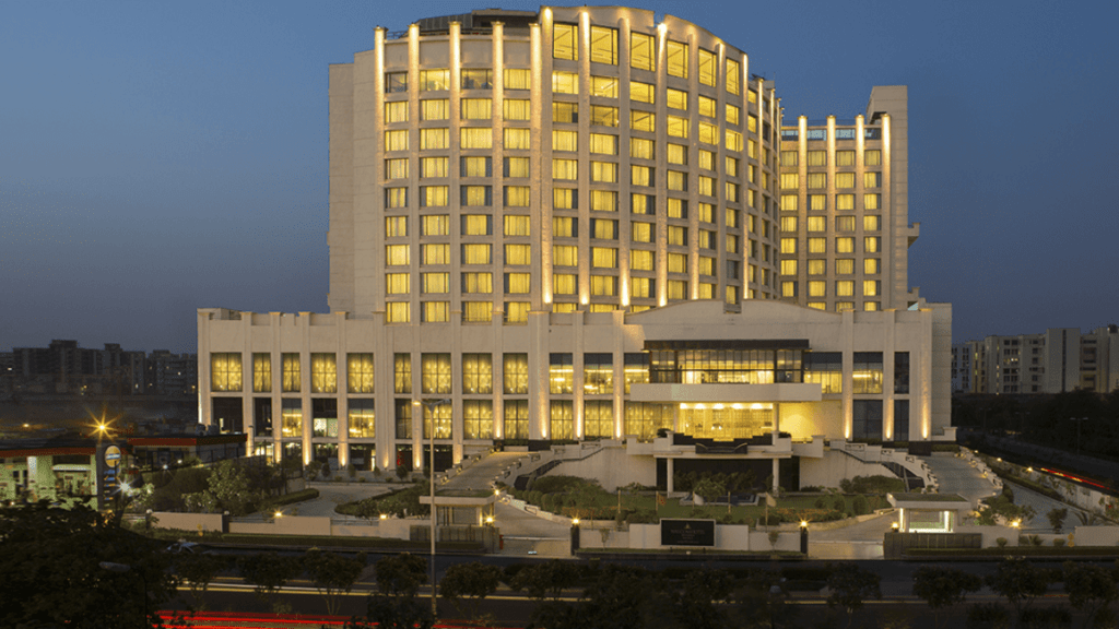Dwarka Hotel