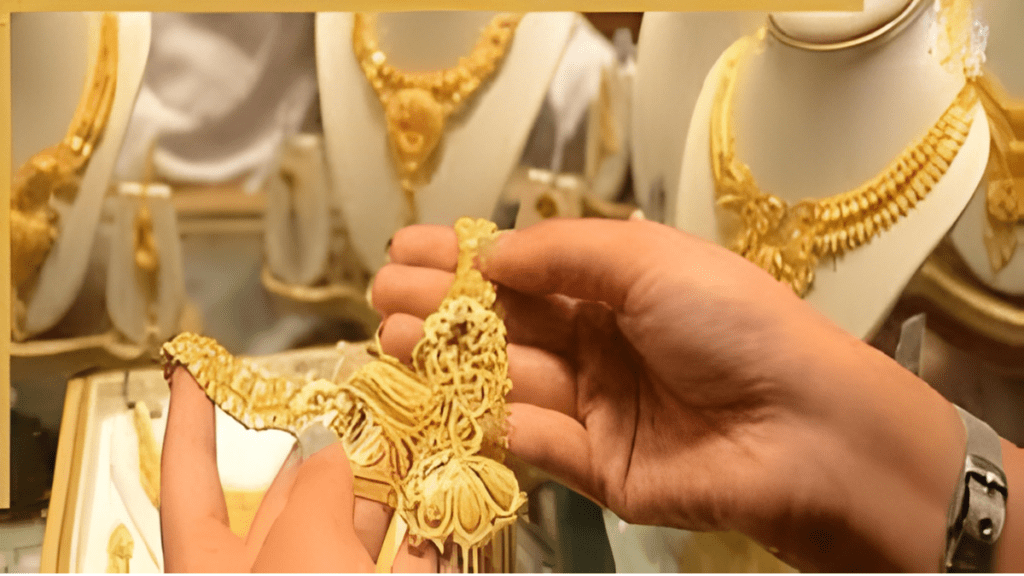 सोना 10000 रुपये सस्ता, चांदी ₹21000 फिसली, 14 दिन में आई बड़ी गिरावट