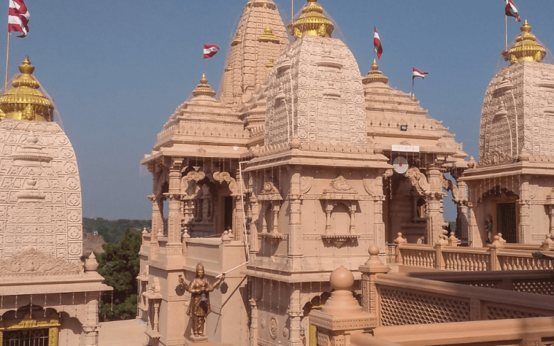 भारत की धार्मिक यात्रा मार्गदर्शिका: श्रद्धा और शांति का सफर