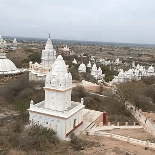 77 मंदिरों वाला गांव मध्य प्रदेश